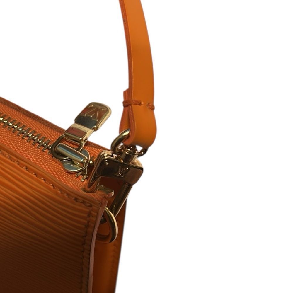 Authentic Louis Vuitton Tangerine Epi Leather Pochette. - Picture 5 of 14